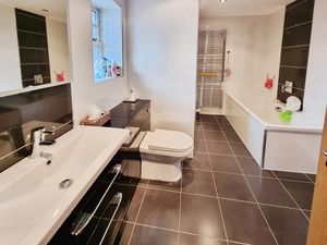 Photo 8- click for photo gallery